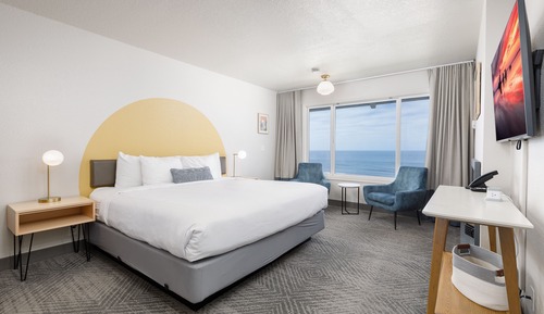Superior Room, 1 King Bed, Fireplace, Ocean View