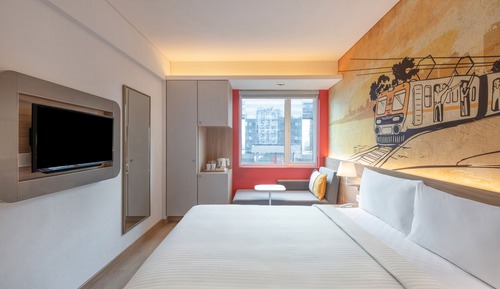 Standard Room, 1 Queen Bed