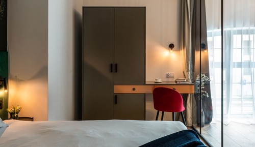 Deluxe Apartment