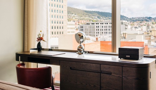 Deco King Room