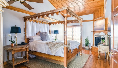 Deluxe Suite, 1 King Bed, 2 Bathrooms, Ocean View