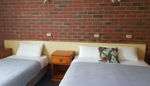 Twin Room, Mountain View