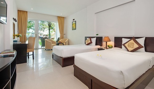 Deluxe Double Room, Garden View