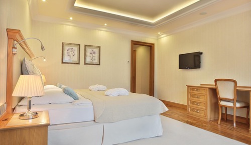 Superior Double Room, Balcony, River View