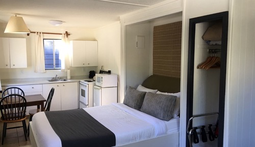 Classic Studio Suite, Private Bathroom