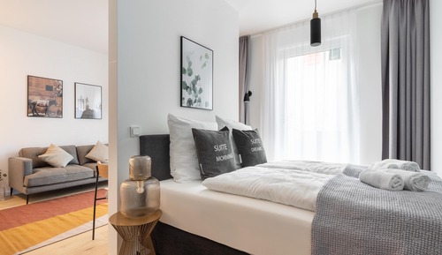 Suite M with balcony