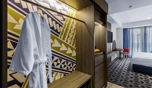 Standard Room, 1 King Bed