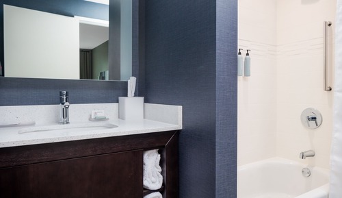 Suite, 1 Bedroom (Mobility Accessible, Tub)