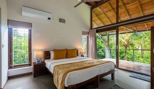 Room, 2 Bedrooms