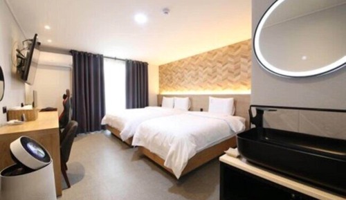 Deluxe Twin Room, Multiple Beds, Non Smoking, Balcony