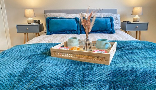 Cottage, Ensuite, City View (Gaia Lane)