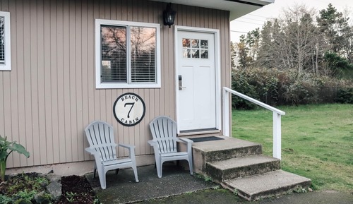 Family Cabin, 1 Bedroom (Pet and Child Friendly)