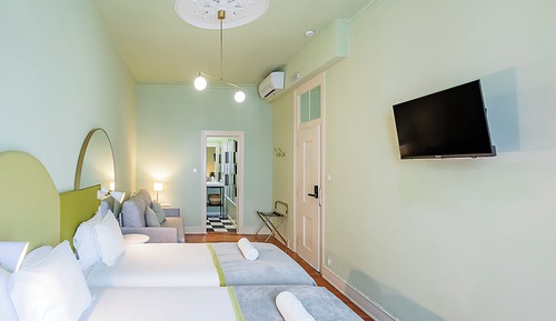 Deluxe Double or Twin Room