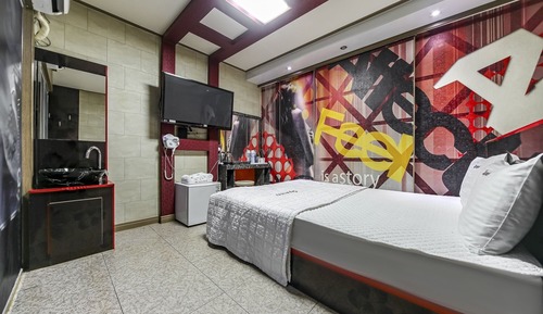 Room (Suite room-Spa whirlpool (100% steril)