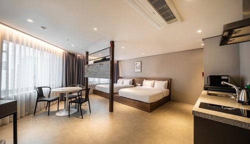 Room (Family Room - 2 cups of Woods America)