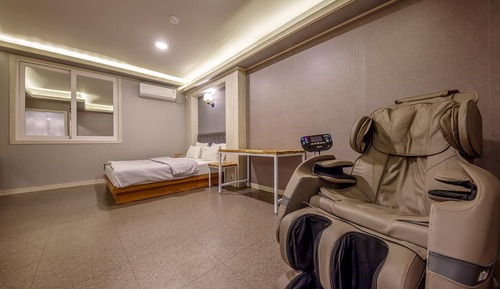 Room (Full House (Netflix/Disney+/Watcha/Tv)