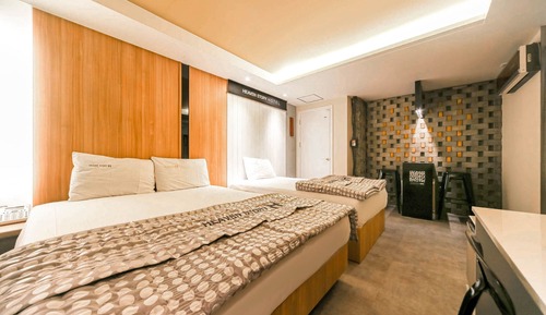 Room (VIP twin (open special price-air clea)
