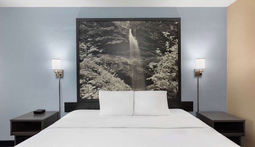 Studio Suite, 1 King Bed, Non Smoking