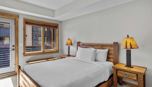 203W Three Bedroom Premier Condo