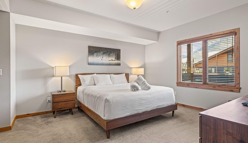 W313 One Bedroom Condo