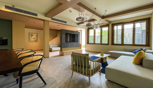 Suite, 3 Bedrooms (Living Dining)
