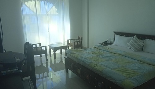 Executive Room