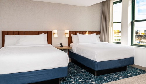 Room, 2 Queen Beds, Accessible (Mobility & Hearing, 3x3 Shower)