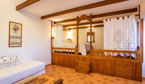 Family Room, Garden View