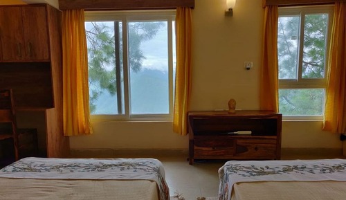 Executive Room