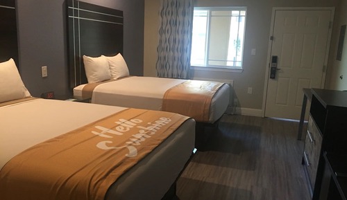 Studio Suite, 2 Queen Beds, Accessible, Non Smoking (Mobility/Hearing, Roll-In Shower)