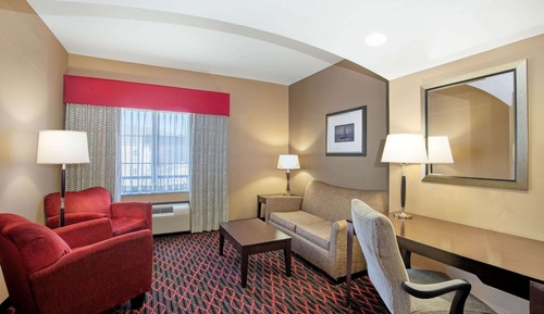 Deluxe Suite, 1 King Bed, Non Smoking