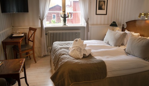 Double room chamber main building (Spa Included)