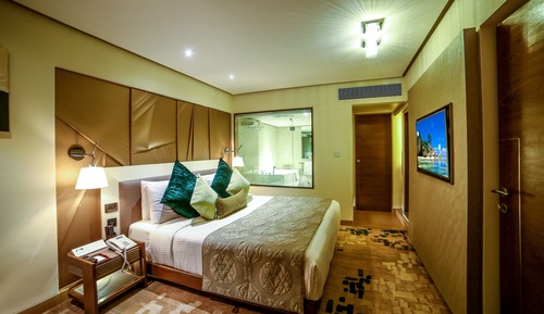 Suite Room with Airport Transfer