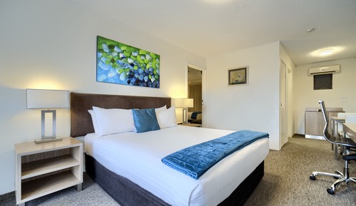 Family Room, 2 Bedrooms