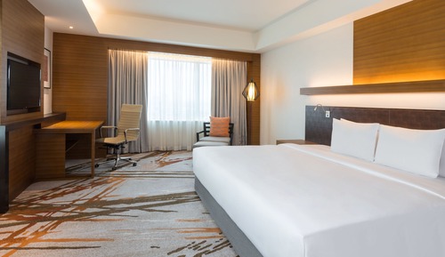 Premier Room