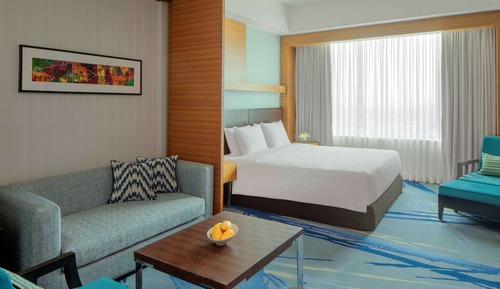 Junior Suite, Business Lounge Access