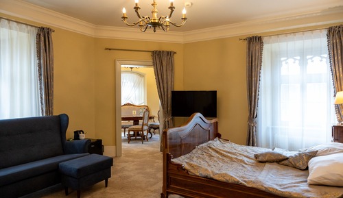 Apartment (Palace)