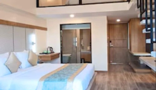 Duplex Room
