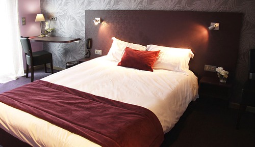 Deluxe Room, Accessible