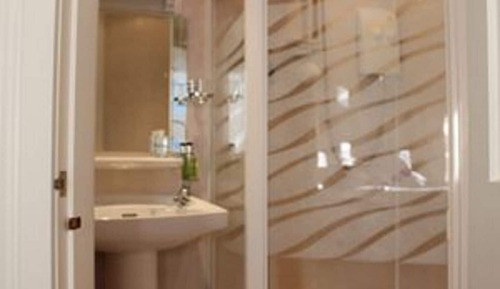 Double or Twin Room, Ensuite