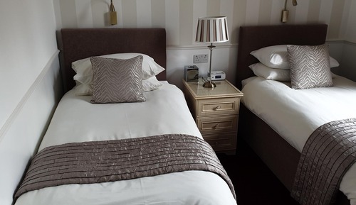 Twin Room, Ensuite
