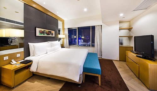 One-Bedroom Executive