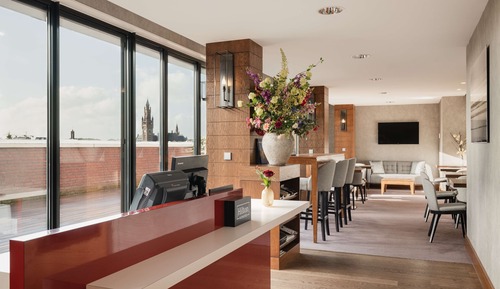 Suite, 1 Bedroom, Business Lounge Access