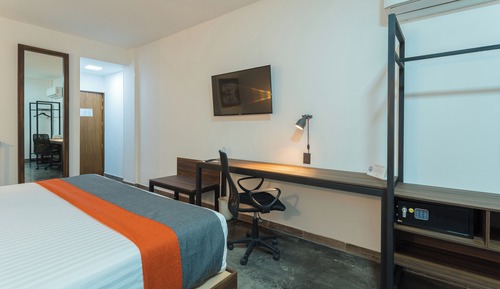 Executive Room, 1 King Bed