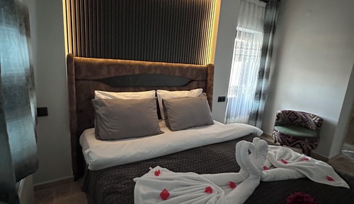 Deluxe Double Room, Non Smoking, City View
