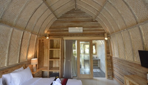 Deluxe Double Room with Bathtub