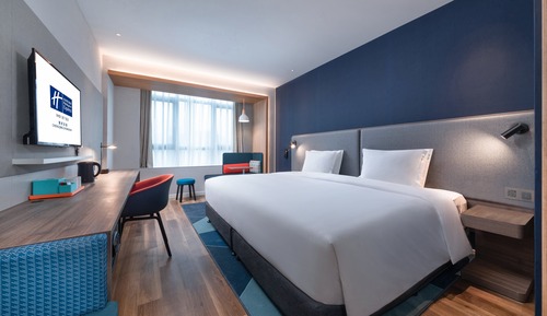 Standard Room, 1 King Bed
