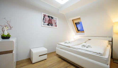 Apartment (A4)