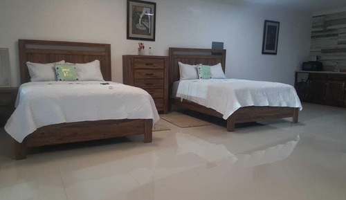Double Room, 2 Queen Beds