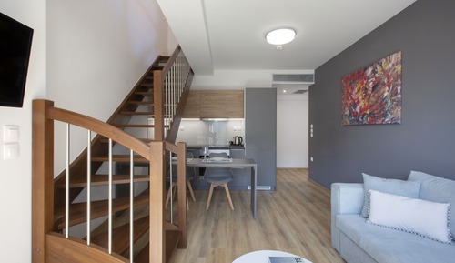 Classic Panorama Maisonette with Private Outdoor Heated Jacuzzi